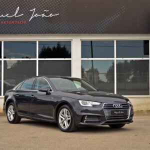 Audi A4 Sedan 2.0 TDi Nacional