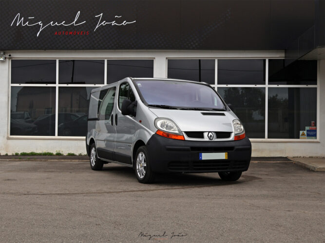 Renault Traffic 6 lugares