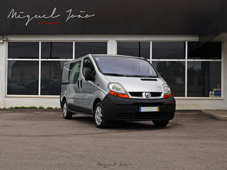Renault Traffic 6 lugares – 9900€